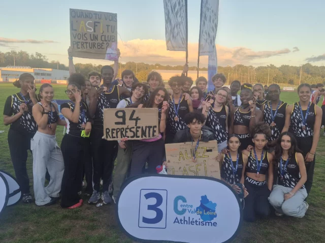 Villejuif a brillé ce dimanche 18 octobre : les U20 de l’ASFI Villejuif Athlétisme sur la troisième marche du podium national !